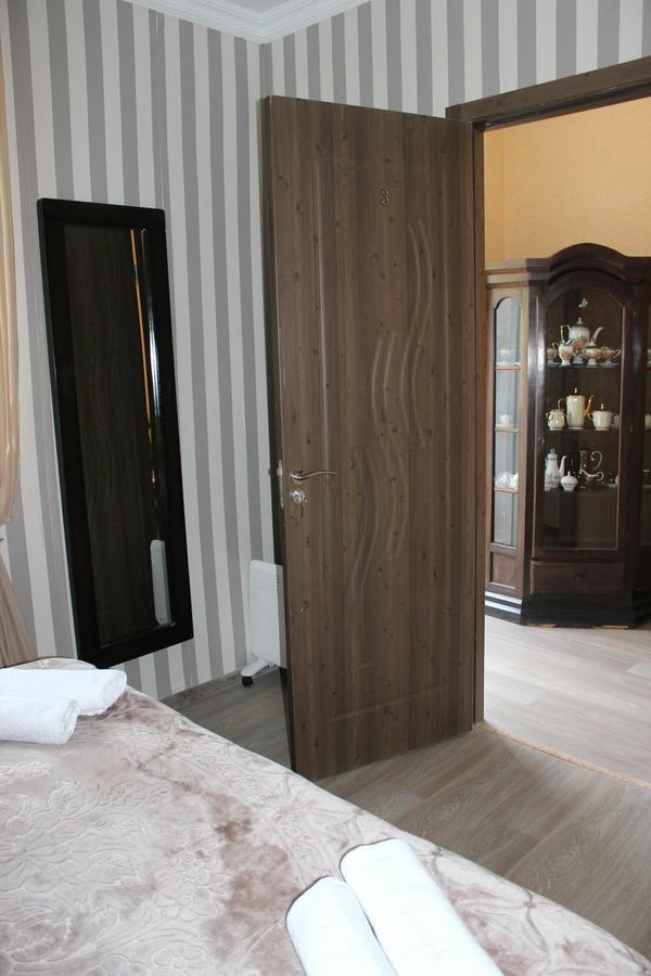 Travel Inn House Mestia • Მოგზაურის Სახლი Esterno foto