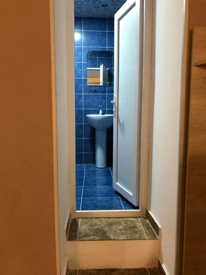 Travel Inn House Mestia • Მოგზაურის Სახლი Esterno foto